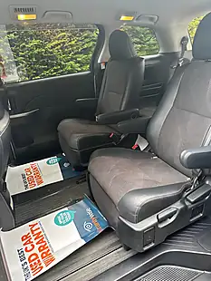 Used Toyota Estima Aeras White - Interior and Exterior details 16
