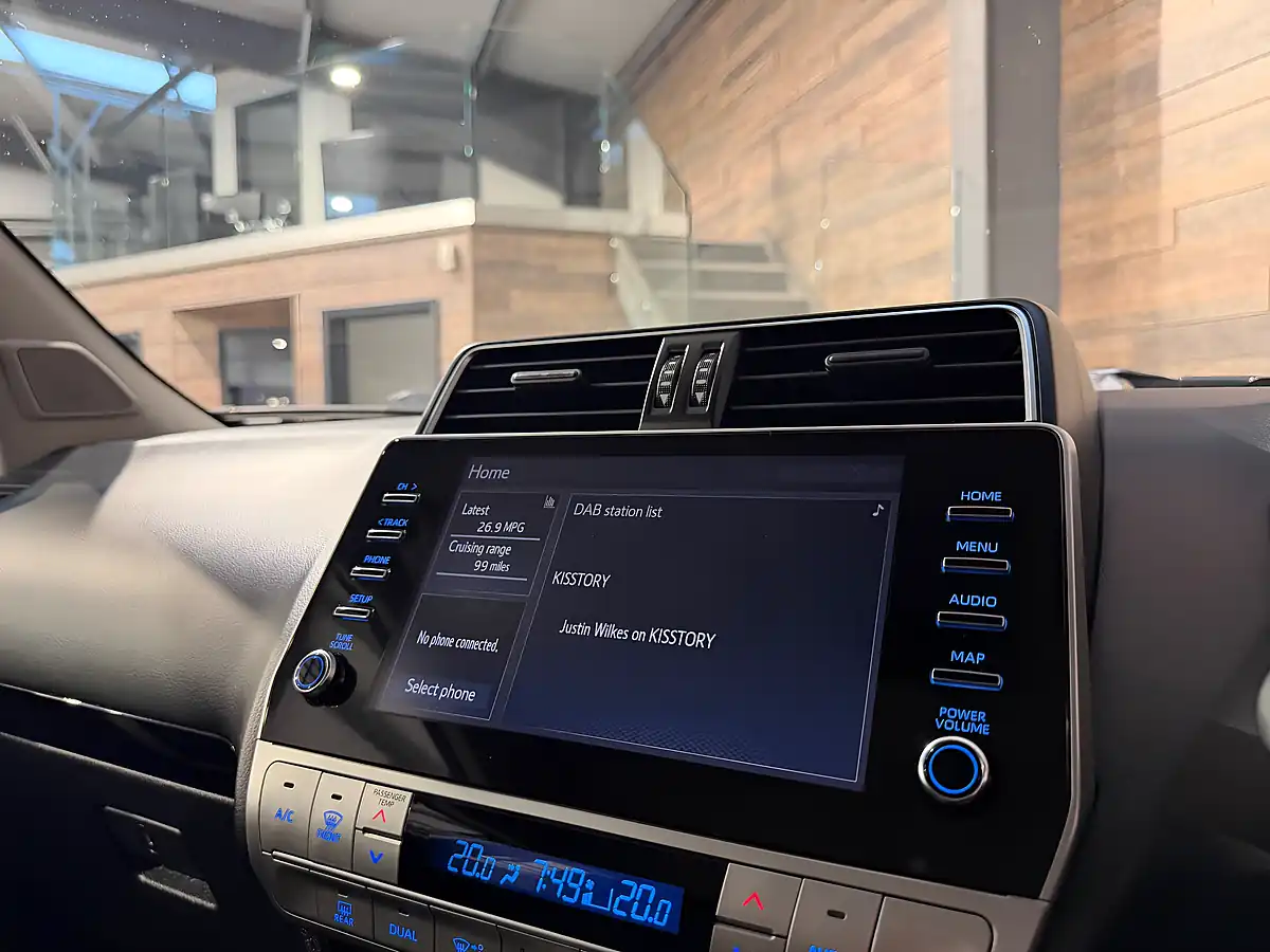 Used Toyota Land Cruiser Active (navi) Decuma Grey - Interior and Exterior details 18