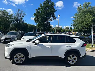Used Toyota RAV4 Design White - Interior and Exterior details 5