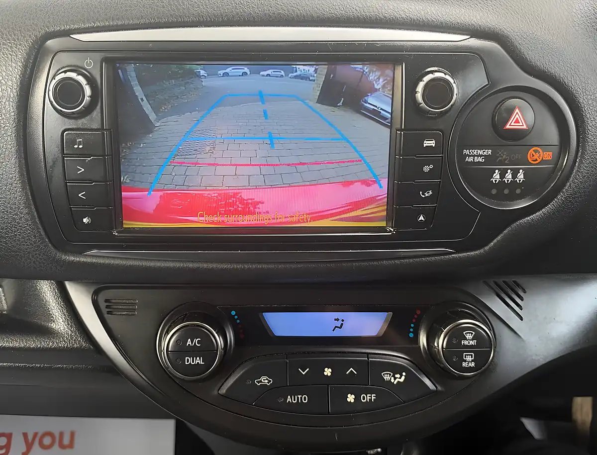 Used Toyota Yaris Excel Red - Interior and Exterior details 11