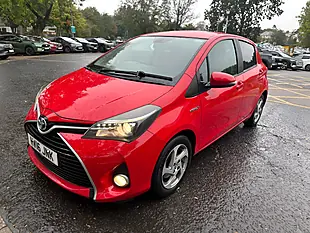 Used Toyota Yaris Excel Red - Interior and Exterior details 13