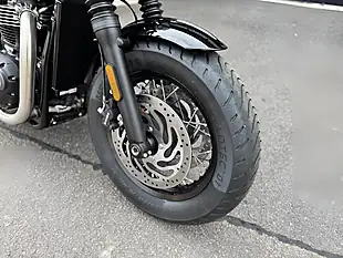 Used Triumph Bobber Interstellar Blue - Interior and Exterior details 12