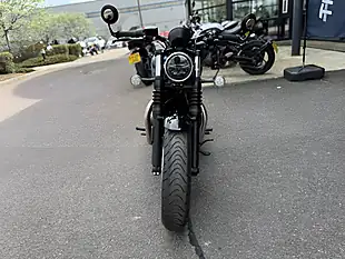 Used Triumph Bobber Interstellar Blue - Interior and Exterior details 5