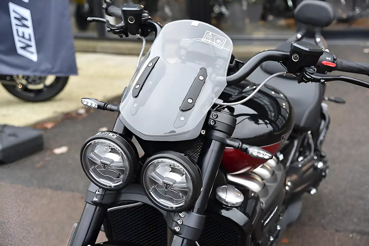 Used Triumph Rocket 3 Storm GT Sapphire Black/Carni - Interior and Exterior details 19