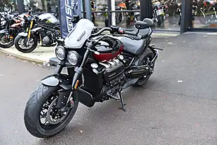 Used Triumph Rocket 3 Storm GT Sapphire Black/Carni - Interior and Exterior details 4