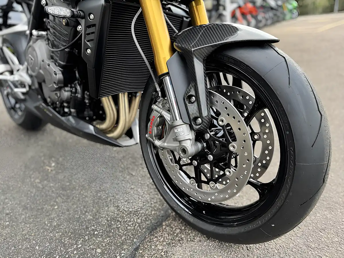 Used Triumph Speed Triple Rx Triumph Performance - Interior and Exterior details 13