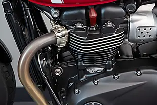 Used Triumph Street Twin Red - Interior and Exterior details 3