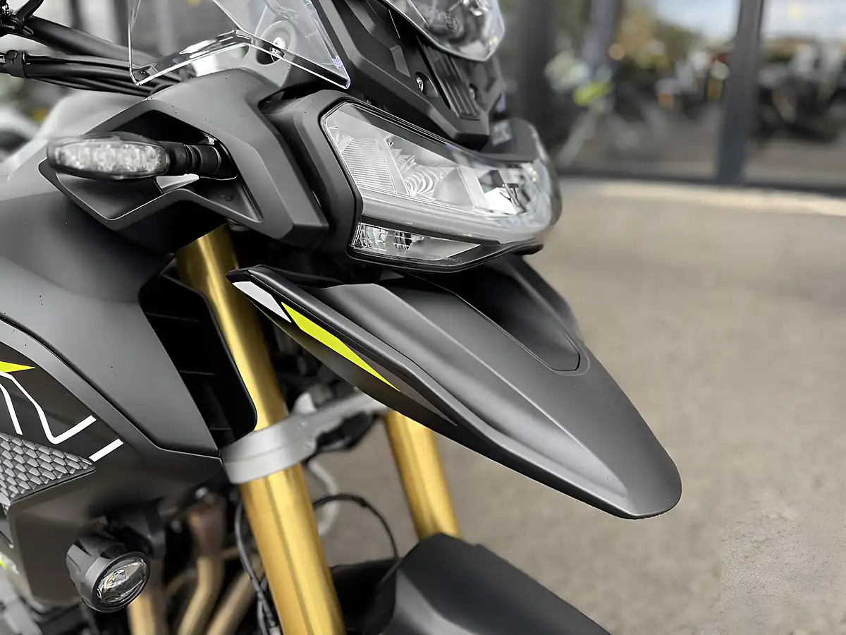 Used Triumph Tiger 1200 Desert Crystal White - Interior and Exterior details 16
