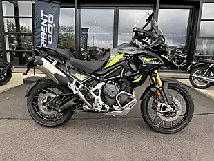Used Triumph Tiger 1200 Desert Crystal White - Interior and Exterior details 3