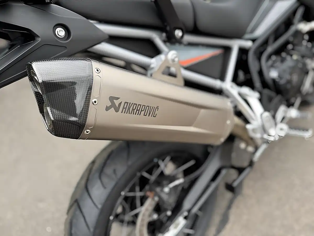 Used Triumph Tiger 900 Desert Urban Grey - Interior and Exterior details 11