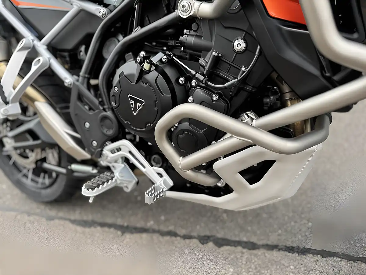 Used Triumph Tiger 900 Desert Urban Grey - Interior and Exterior details 15