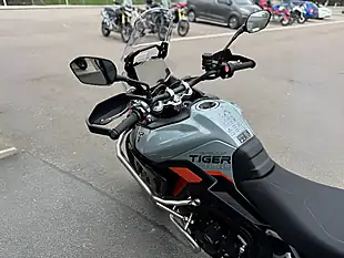 Used Triumph Tiger 900 Desert Urban Grey - Interior and Exterior details 17