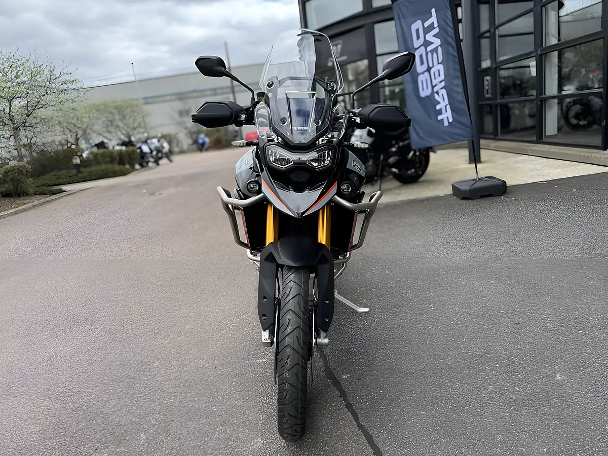 Used Triumph Tiger 900 Desert Urban Grey - Interior and Exterior details 5