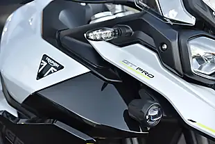 Used Triumph Tiger 900 GT Pro Snowdonia White/Sapp - Interior and Exterior details 14