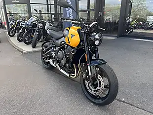 Used Triumph Trident 660 Stone Grey - Interior and Exterior details 3