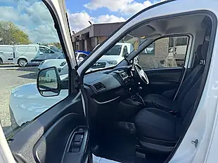 Used Vauxhall Combo Ecoflex - Interior and Exterior details 11