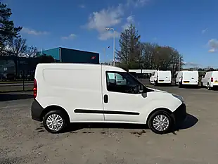Used Vauxhall Combo Ecoflex - Interior and Exterior details 5