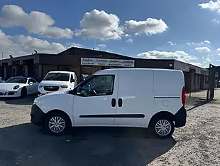 Used Vauxhall Combo Ecoflex - Interior and Exterior details 9
