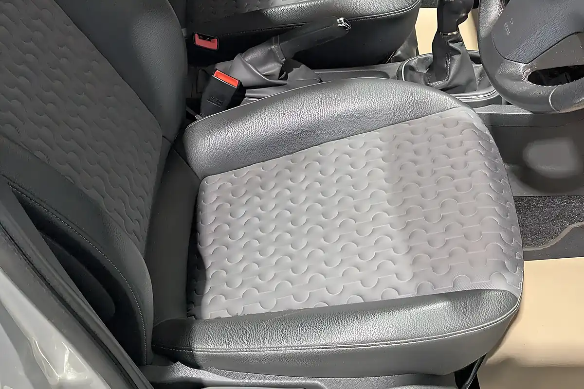 Used Vauxhall Corsa Se - Interior and Exterior details 20