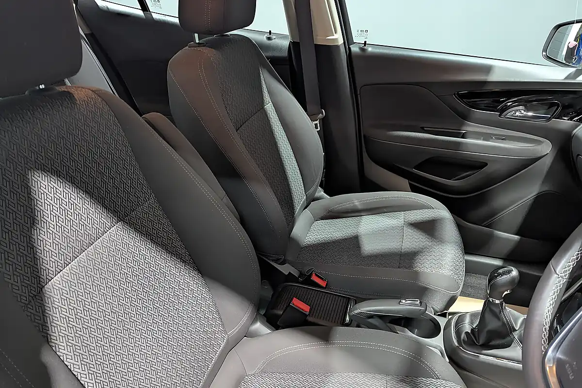 Used Vauxhall Mokka X Active - Interior and Exterior details 11