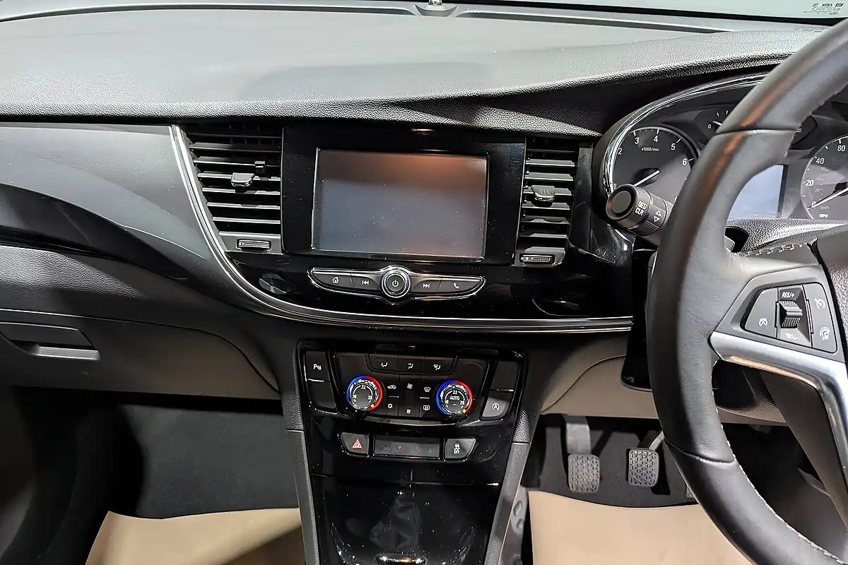 Used Vauxhall Mokka X Active - Interior and Exterior details 12