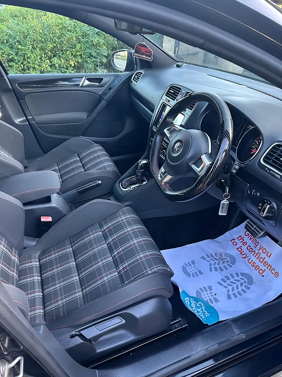Used Volkswagen Golf GTI Black - Interior and Exterior details 10