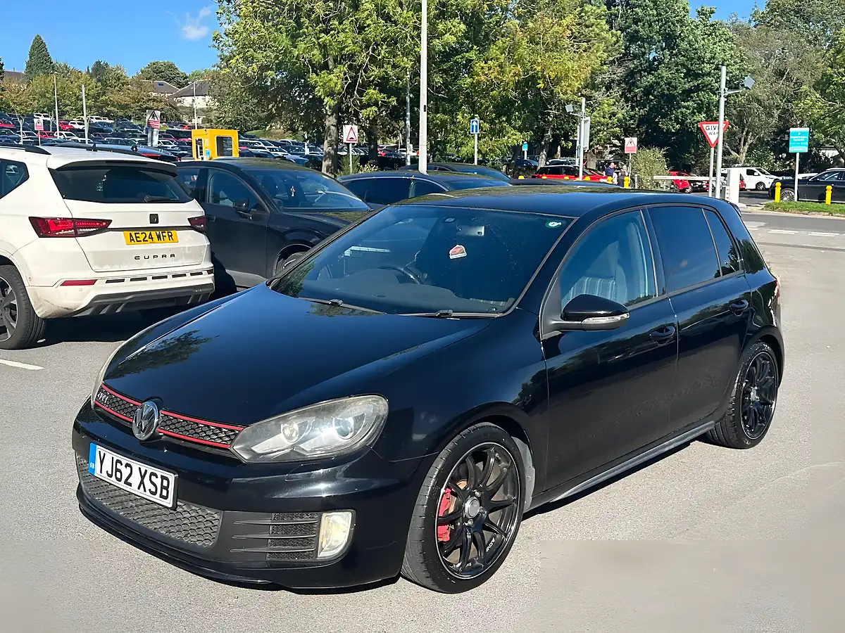 Used Volkswagen Golf GTI Black - Interior and Exterior details 3