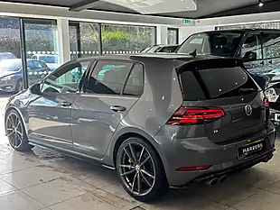 Used Volkswagen Golf R - Interior and Exterior details 18