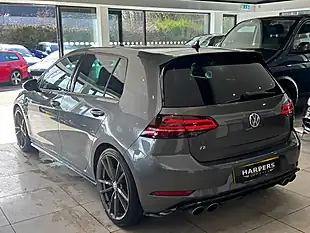 Used Volkswagen Golf R - Interior and Exterior details 19