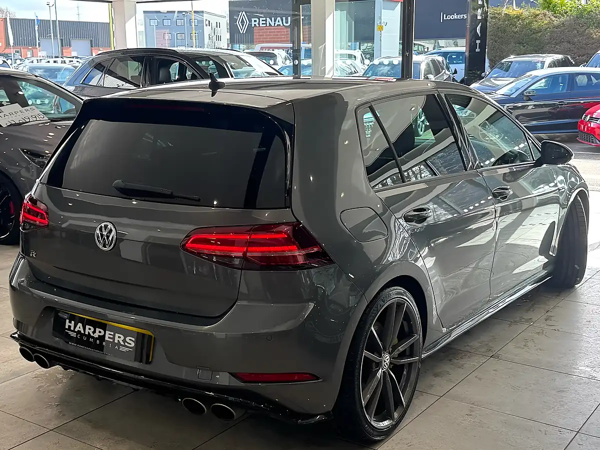 Used Volkswagen Golf R - Interior and Exterior details 2