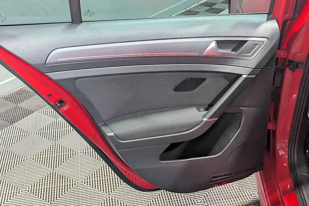 Used Volkswagen Golf R-Line Edition - Interior and Exterior details 14