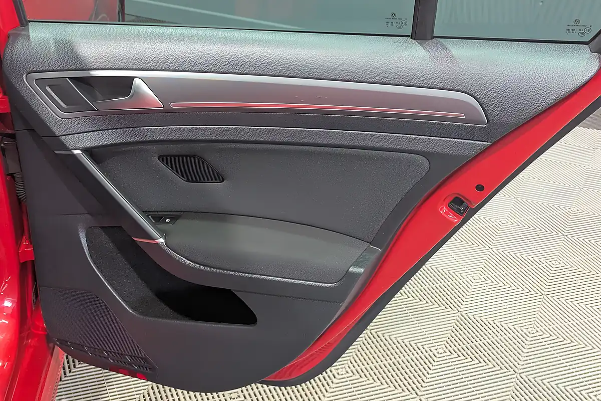 Used Volkswagen Golf R-Line Edition - Interior and Exterior details 18