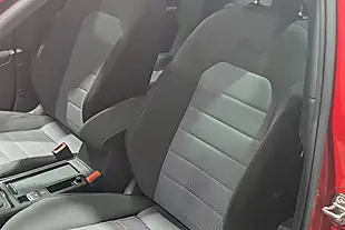 Used Volkswagen Golf R-Line Edition - Interior and Exterior details 7
