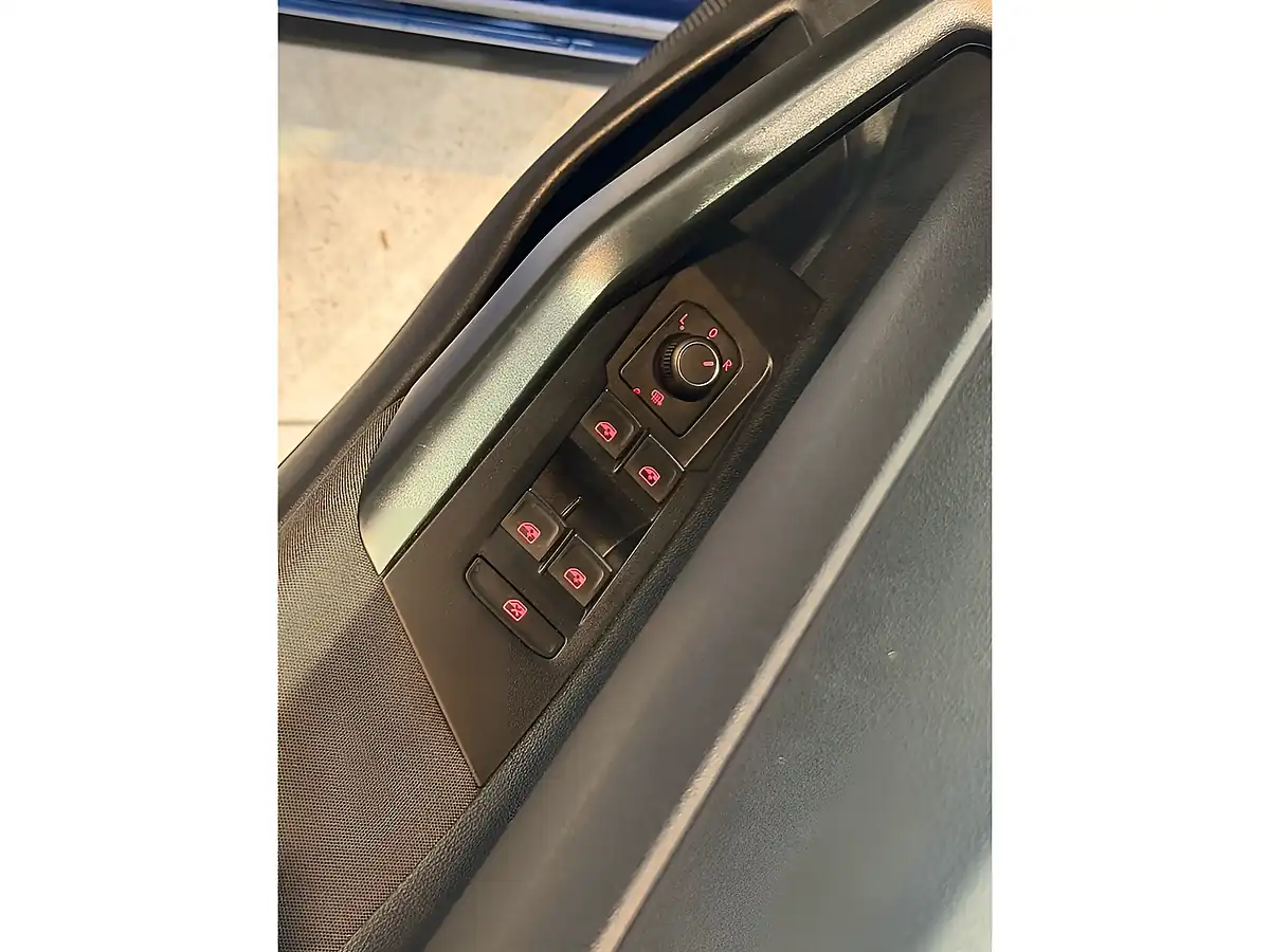 Used Volkswagen Polo GTI - Interior and Exterior details 14