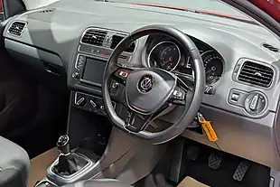 Used Volkswagen Polo Se - Interior and Exterior details 2