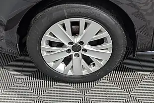 Used Volkswagen Polo Se - Interior and Exterior details 10