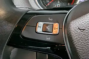 Used Volkswagen Polo Se - Interior and Exterior details 14
