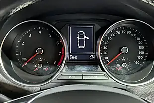Used Volkswagen Polo Se - Interior and Exterior details 3