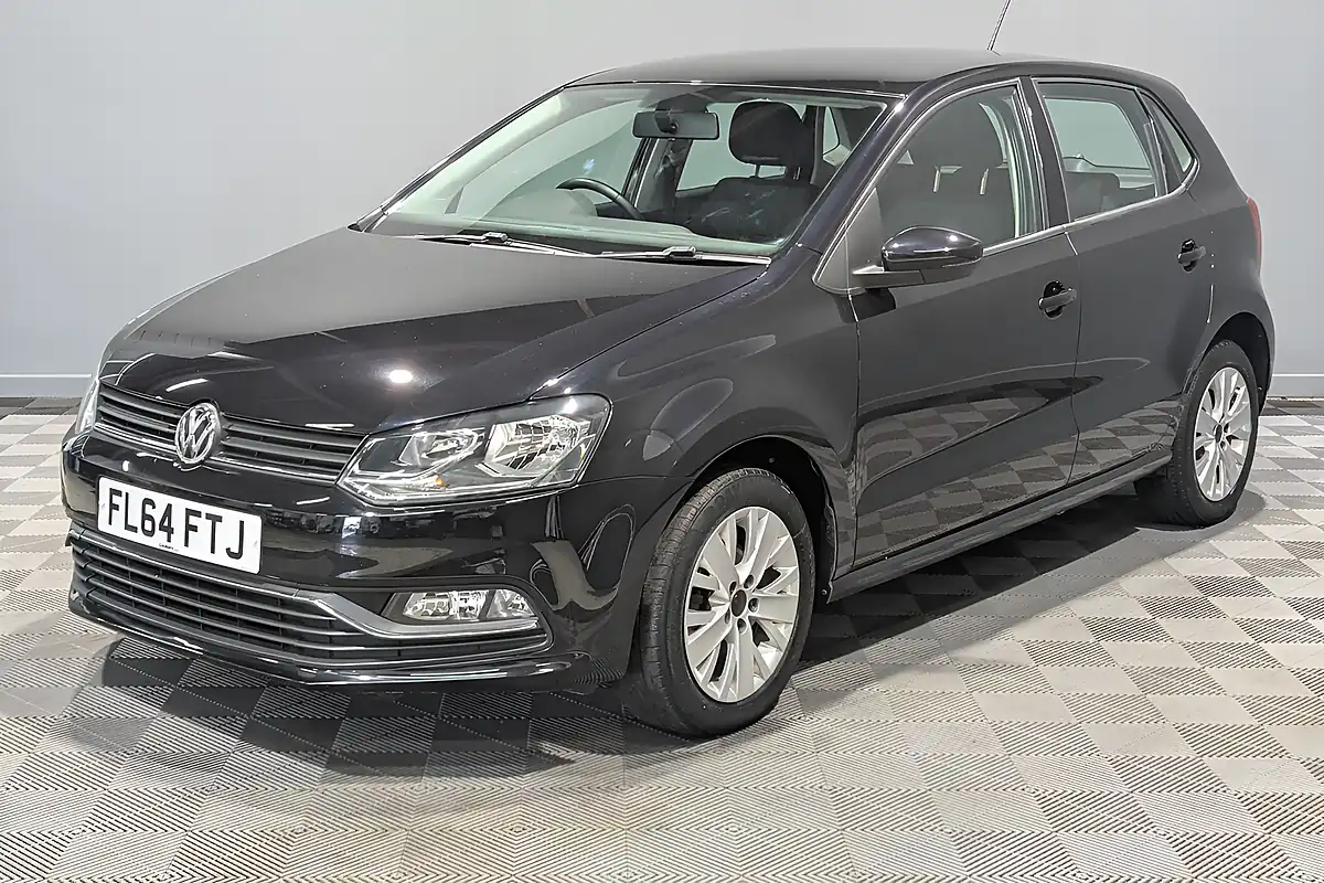 Used Volkswagen Polo Se - Interior and Exterior details 4