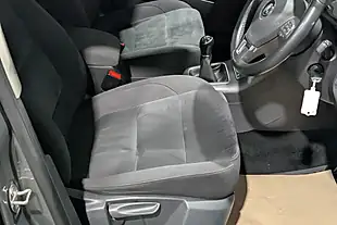 Used Volkswagen Tiguan Match - Interior and Exterior details 17