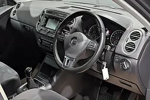 Used Volkswagen Tiguan Match - Interior and Exterior details 2