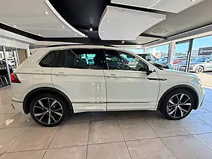 Used Volkswagen Tiguan R-Line - Interior and Exterior details 9