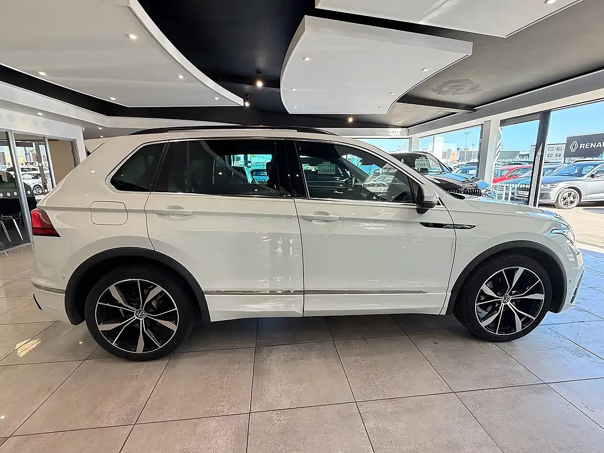 Used Volkswagen Tiguan R-Line - Interior and Exterior details 9