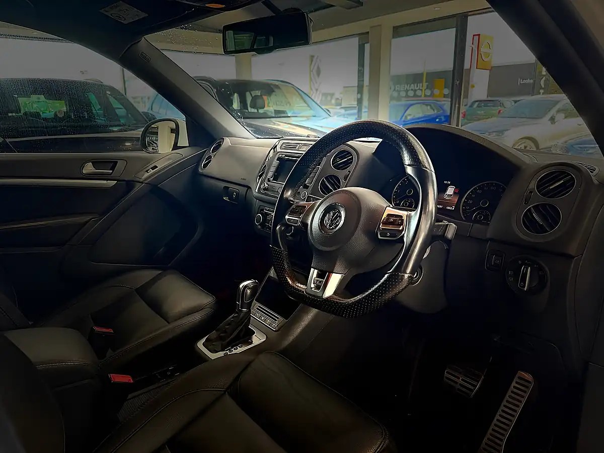 Used Volkswagen Tiguan R Line - Interior and Exterior details 13