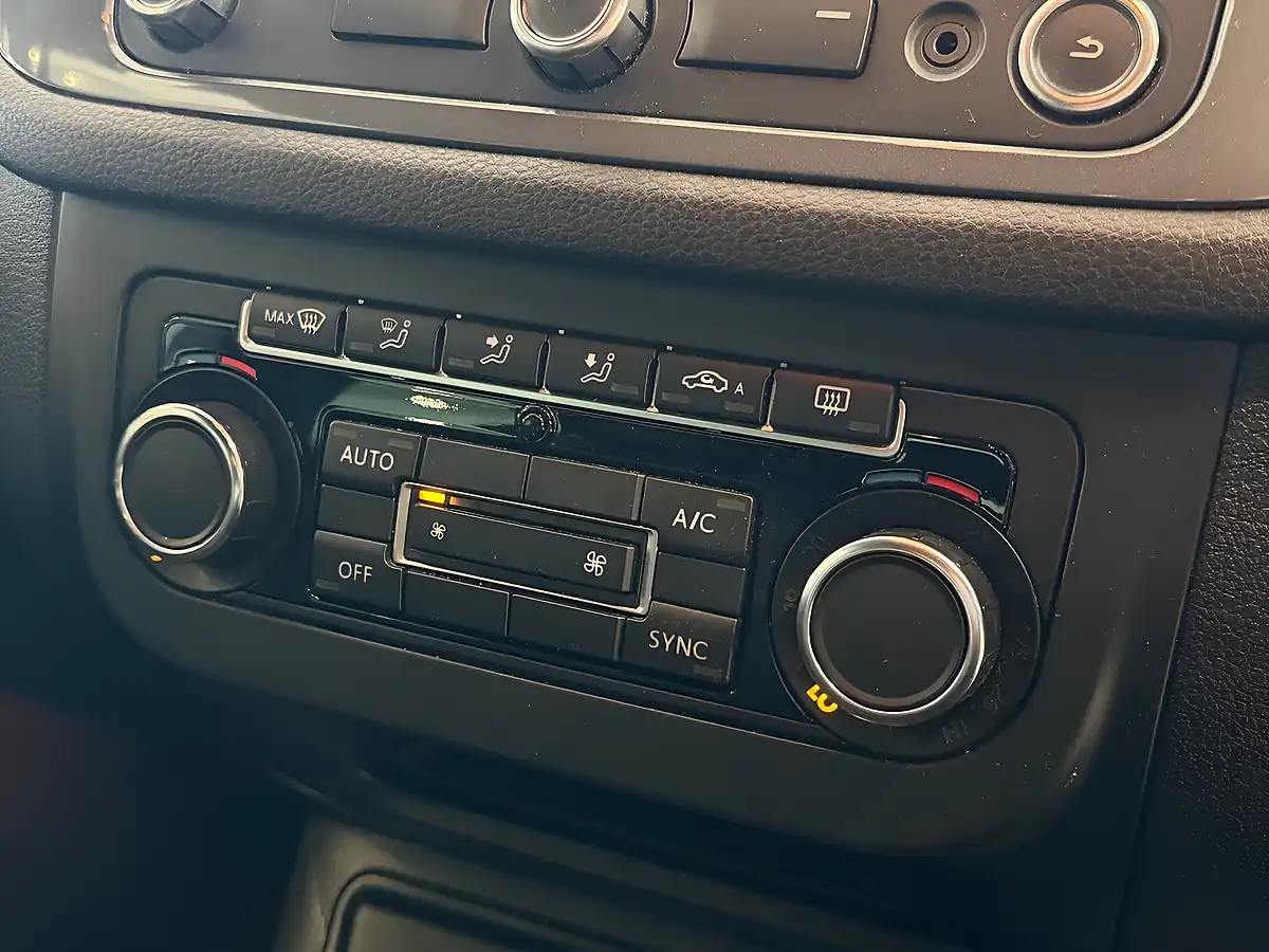 Used Volkswagen Tiguan R Line - Interior and Exterior details 16