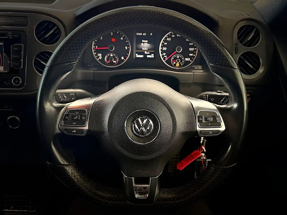 Used Volkswagen Tiguan R Line - Interior and Exterior details 18