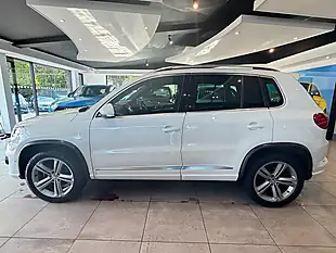 Used Volkswagen Tiguan R Line - Interior and Exterior details 4