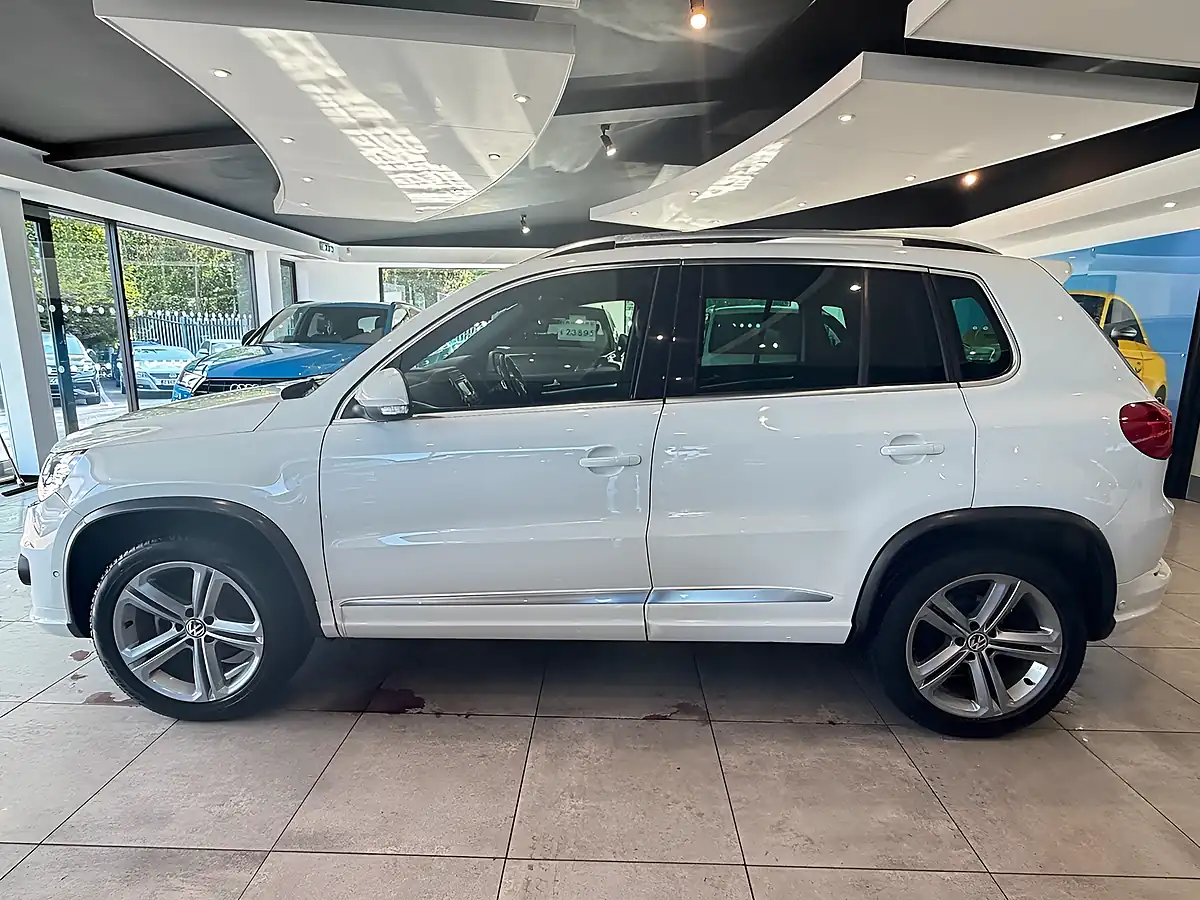 Used Volkswagen Tiguan R Line - Interior and Exterior details 4