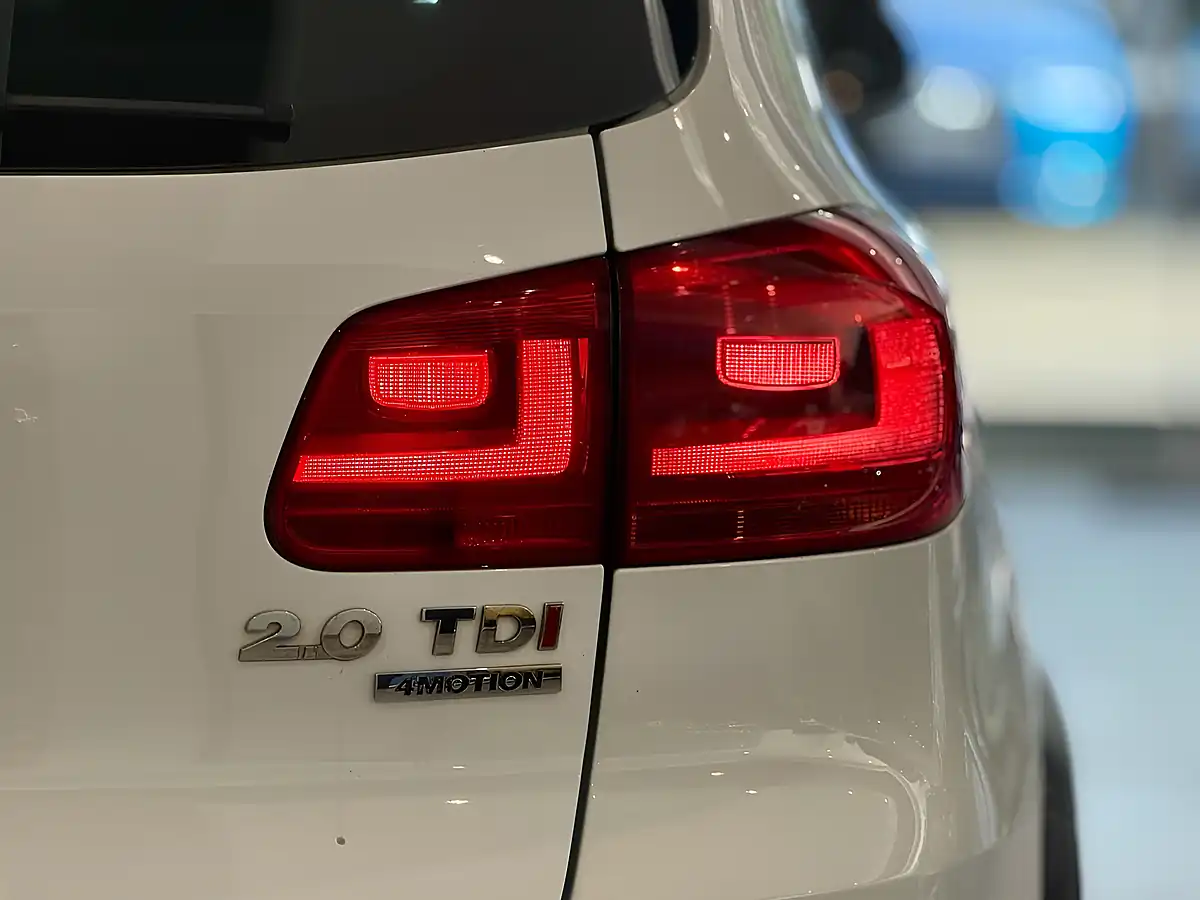 Used Volkswagen Tiguan R Line - Interior and Exterior details 8