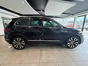 Used Volkswagen Tiguan R-Line - Interior and Exterior details 10